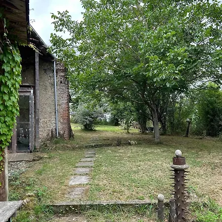 Holiday home Maison Accueillante Avec Jardin A Sainte-suzanne Sainte-Suzanne (Ariege)